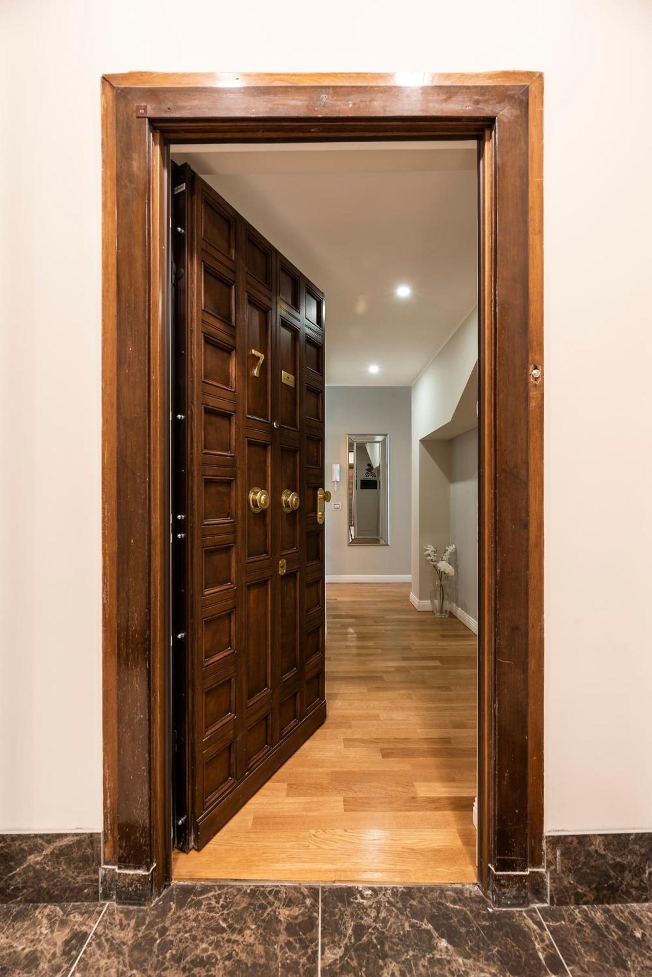 Heart Milan Apartments Duomo District מראה חיצוני תמונה